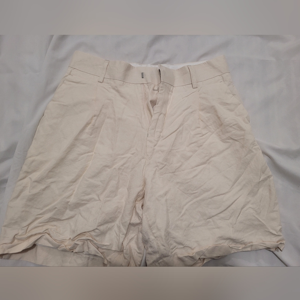 Simons Women's Beige Shorts